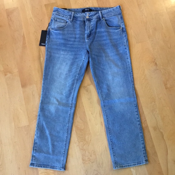 HUDSON JEANS | Ladies' Slim Straight Leg Jean - Picture 5 of 16